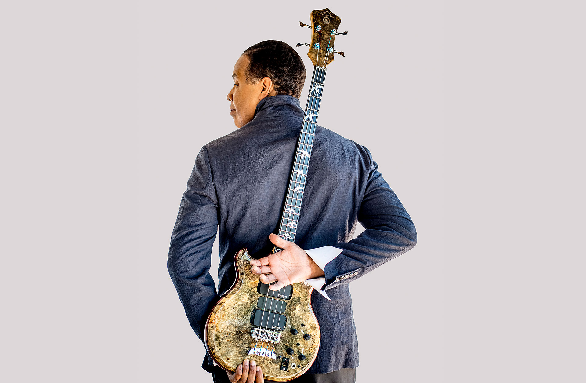 stanley-clarke-bas-pa-ryggen